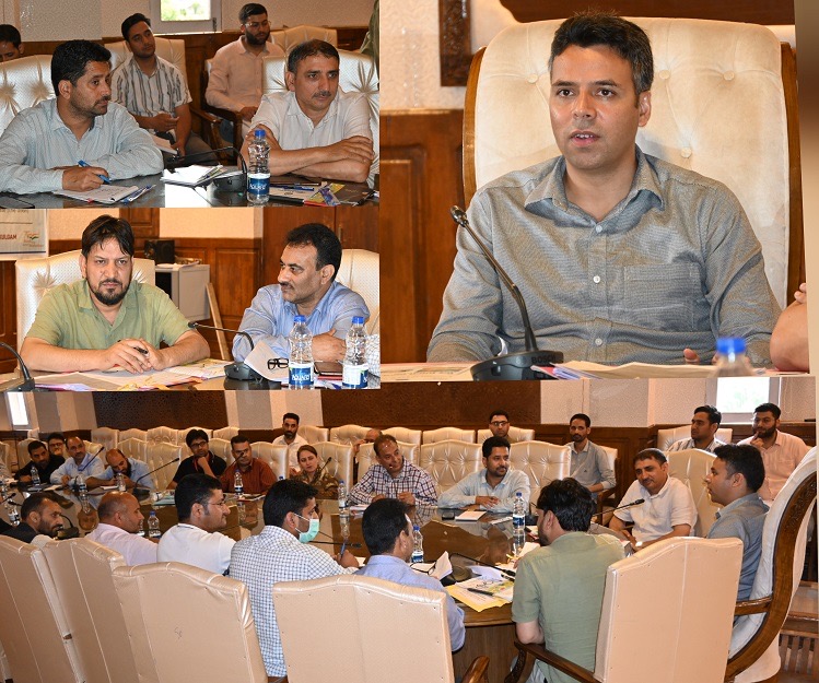 DC Kulgam reviews implementation of COTPA-2003 in district