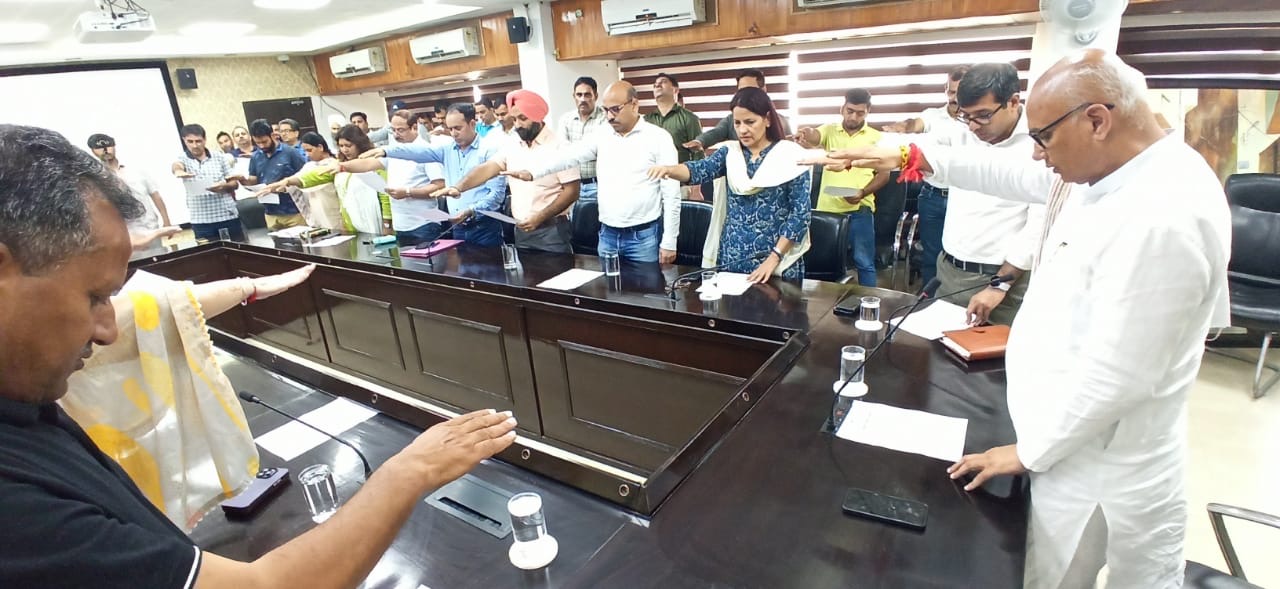 Mayor Jammu kicks off “Bhrashtachar Mukt J&K” campaign