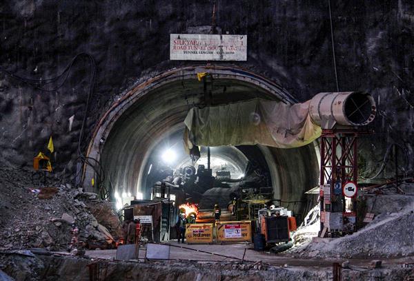 Drilling operations recommence at the tunnel in U’khand as the PM speaks with Dhami regarding the ongoing rescue efforts