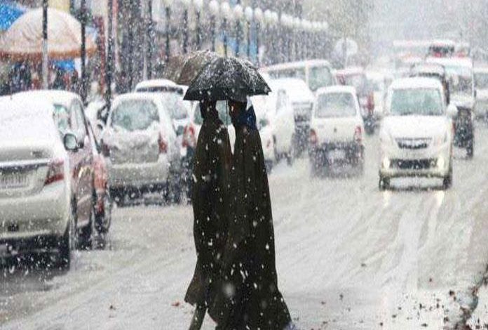 Night temperature stays above freezing point at most places in Kashmir