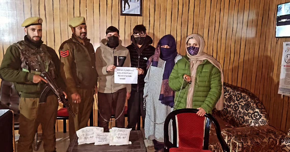 Woman among three drug peddlers held in Baramulla: Police