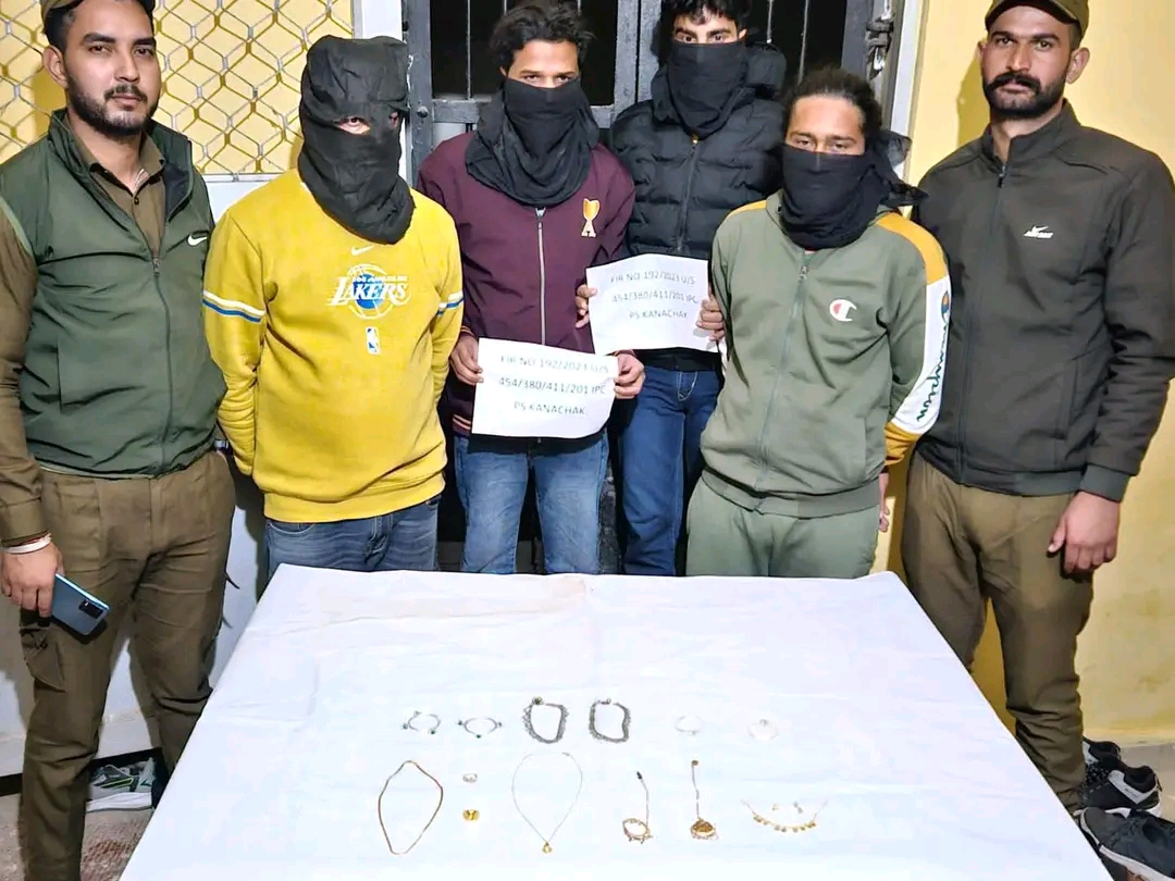 Inter state thieves gang busted, stolen ornaments worth Rs 5 lakhs recovered in Jammu