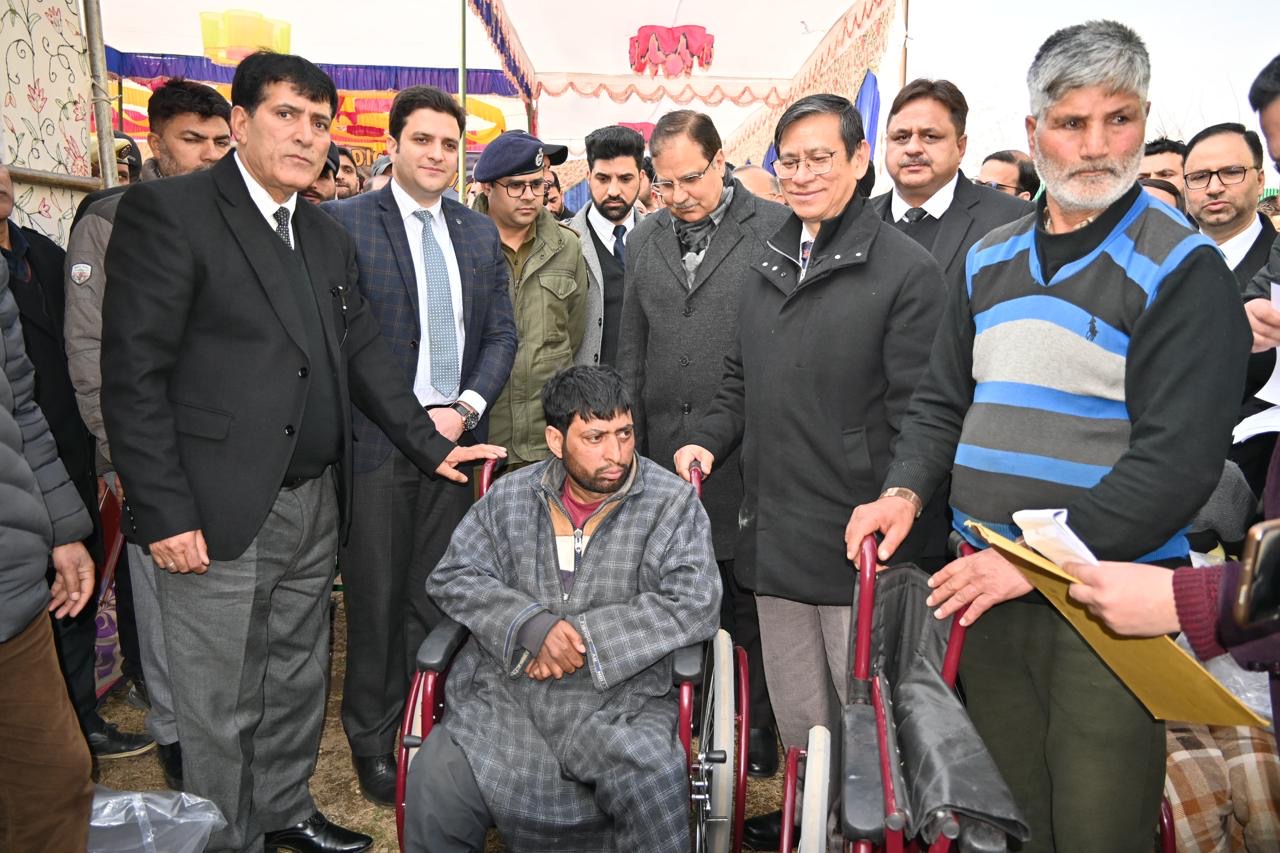 Chief Justice inaugurates Special Lok Adalat at Kulgam