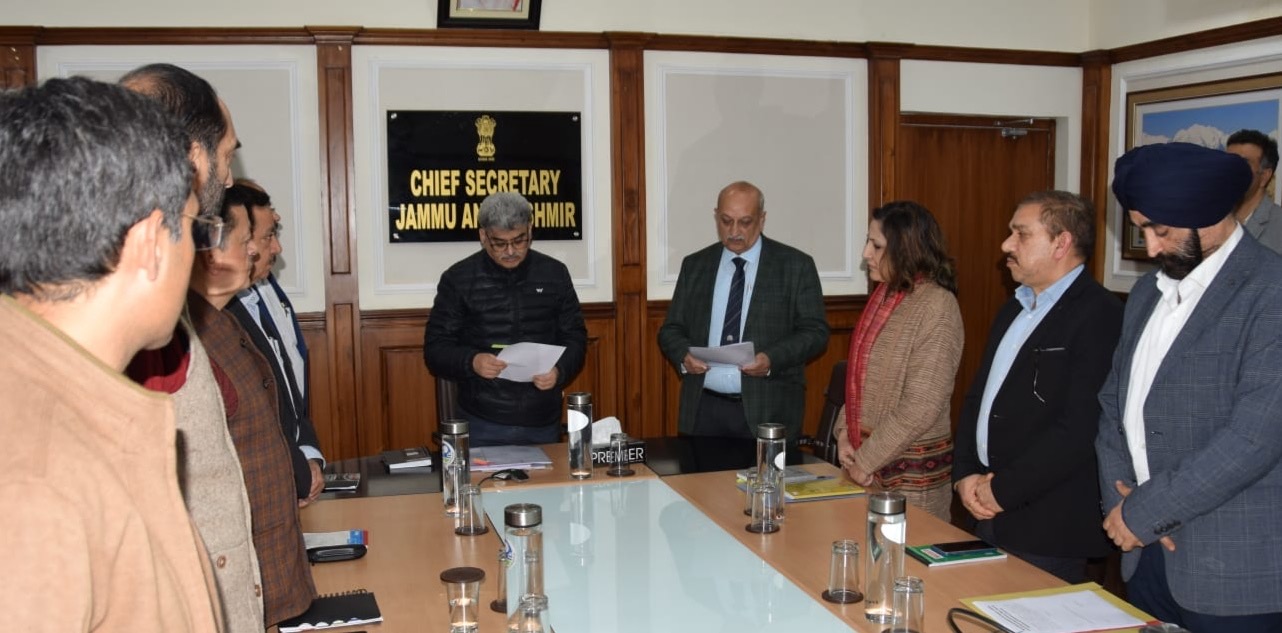 CS administers oath to Rajesh Sharma as JKWRRA member