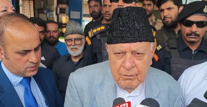 Dr Farooq visits family of Pahalgam brave heart Dr Farooq visits family of Pahalgam brave heart