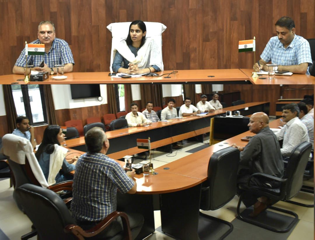 DDC Reasi stresses accelerated action; withholds salaries of 4 JEs for Poor performance