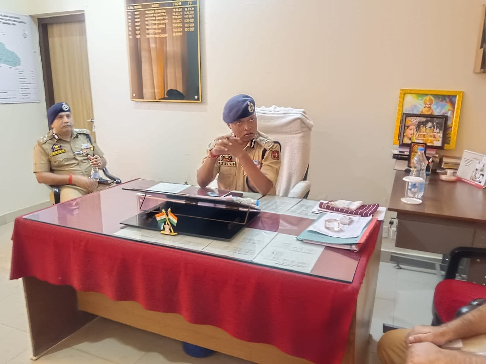Amidst the flood crisis, IGP Jammu, along with DIG JSK Range & SSP Samba, convened a review at PS Samba to assess damage & ongoing rescue ops Amidst the flood crisis, IGP Jammu, along with DIG JSK Range & SSP Samba, convened a review at PS Samba to assess damage & ongoing rescue ops