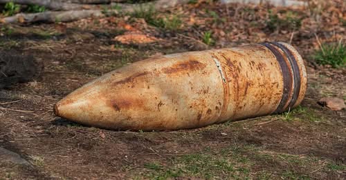 Three rusted artillery shells found in J-K’s Samba Three rusted artillery shells found in J-K’s Samba