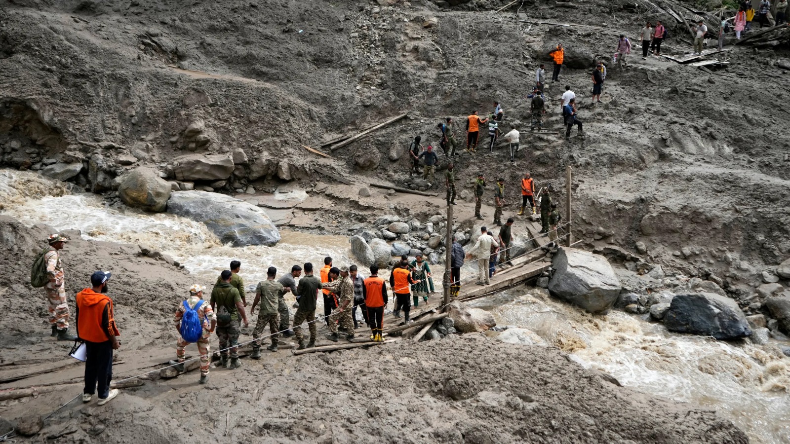 UN Chief Mourns Loss of Lives in Flash Floods Across India, Pakistan UN Chief Mourns Loss of Lives in Flash Floods Across India, Pakistan