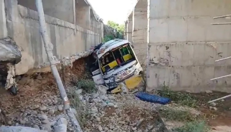 One Dead, 35 Injured in Bus Accident Carrying Mata Vaishno Devi Pilgrims in Samba