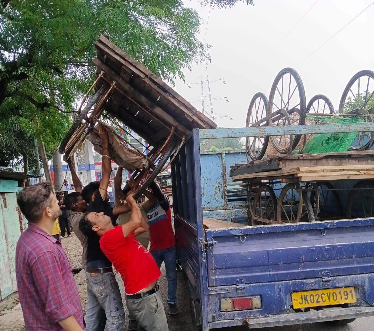 JMC conducts anti-encroachment drive JMC conducts anti-encroachment drive