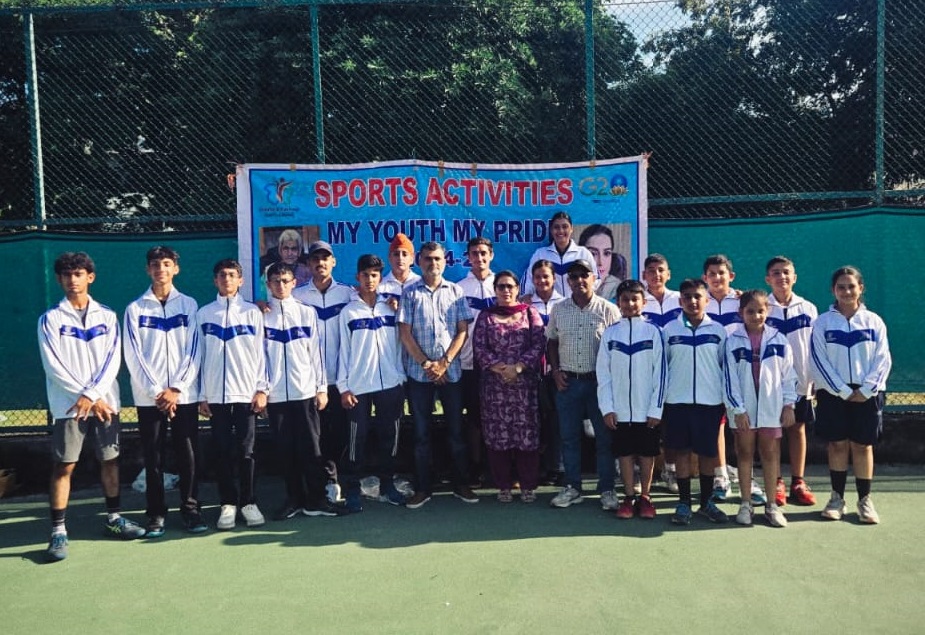 J&K Sports Council provides sports kits to players of Soft Tennis Khelo India Centre J&K Sports Council provides sports kits to players of Soft Tennis Khelo India Centre