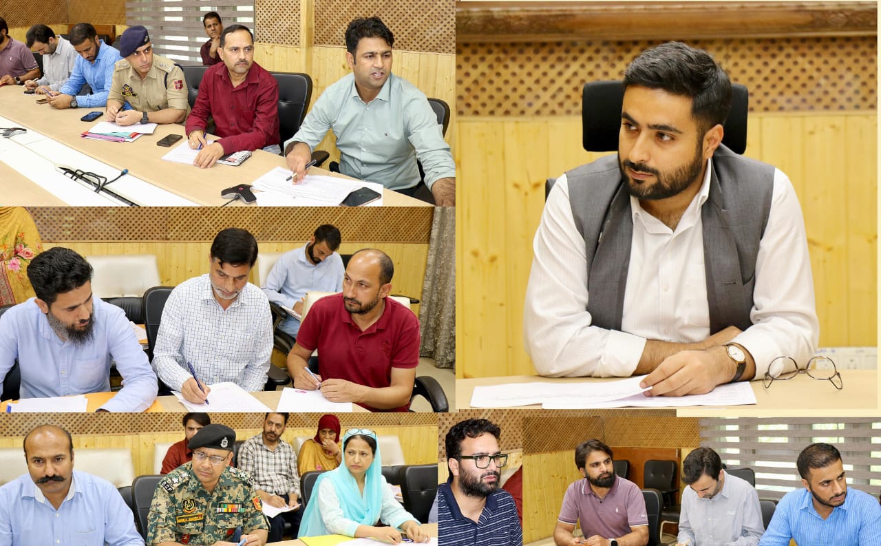 DC Srinagar chairs DLSCC meeting DC Srinagar chairs DLSCC meeting