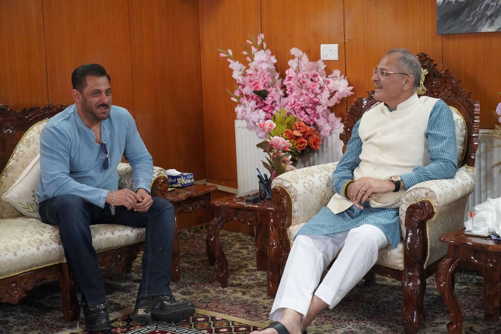 Bollywood star Salman Khan paid a courtesy visit to LG Kavinder Gupta at Raj Niwas, Leh