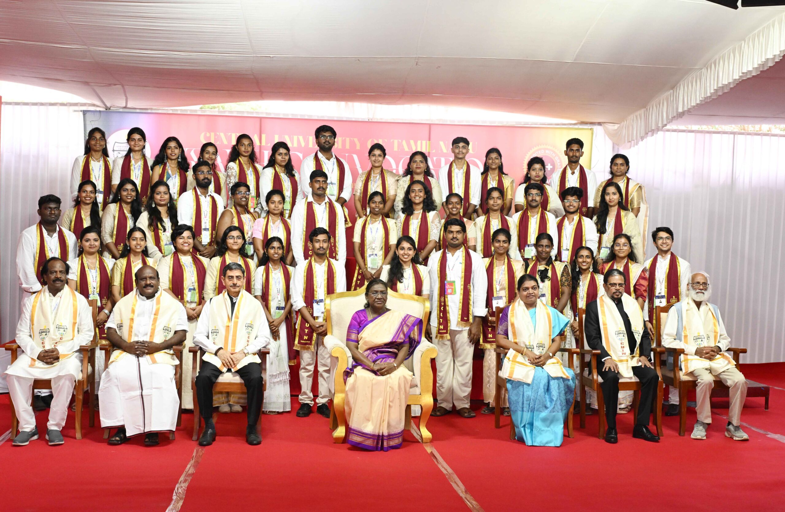 PRESIDENT OF INDIA GRACES CONVOCATION CEREMONY OF THE CENTRAL UNIVERSITY OF TAMIL NADU PRESIDENT OF INDIA GRACES CONVOCATION CEREMONY OF THE CENTRAL UNIVERSITY OF TAMIL NADU