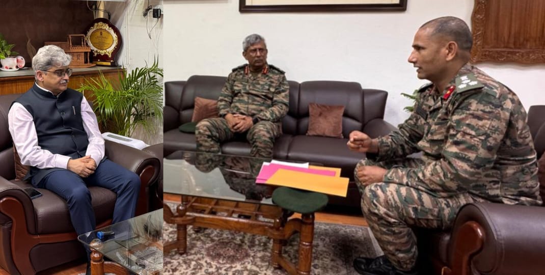 Lt Gen Raghu Srinivasan, Director General Border Roads (DGBR), today called on Chief Secretary Atal Dulloo and briefed him about the BRO’s war-footing efforts to restore key road links across Jammu & Kashmir in the aftermath of the recent floods. The Chief Secretary emphasised the urgency of reopening these lifeline roads, appreciated the dedicated efforts of the BRO teams working in challenging conditions, and assured full cooperation from the civil administration to ensure timely restoration of connectivity. #JammuKashmir #BRO #Infrastructure Lt Gen Raghu Srinivasan, Director General Border Roads (DGBR), today called on Chief Secretary Atal Dulloo and briefed him about the BRO’s war-footing efforts to restore key road links across Jammu & Kashmir in the aftermath of the recent floods. The Chief Secretary emphasised the urgency of reopening these lifeline roads, appreciated the dedicated efforts of the BRO teams working in challenging conditions, and assured full cooperation from the civil administration to ensure timely restoration of connectivity. #JammuKashmir #BRO #Infrastructure