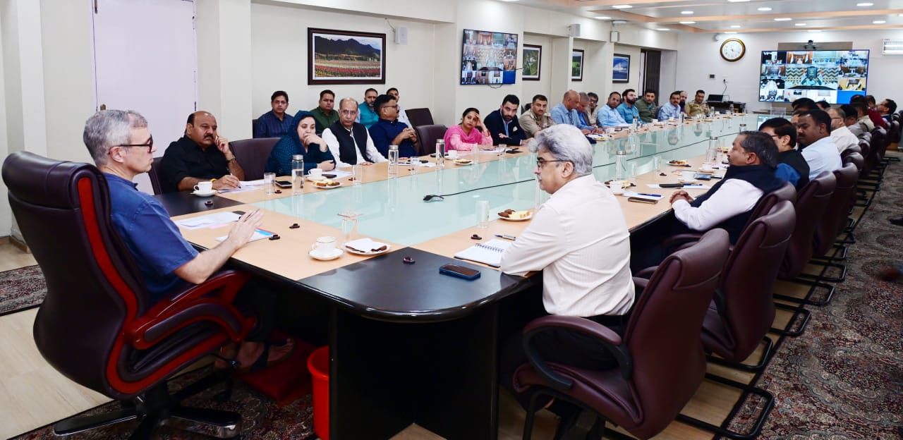CM Omar Abdullah chairs high-level meeting to review flood situation in Kashmir valleyCalls for embankment reinforcement at vulnerable spots, swift relief measures, restoration of essential services CM Omar Abdullah chairs high-level meeting to review flood situation in Kashmir valleyCalls for embankment reinforcement at vulnerable spots, swift relief measures, restoration of essential services