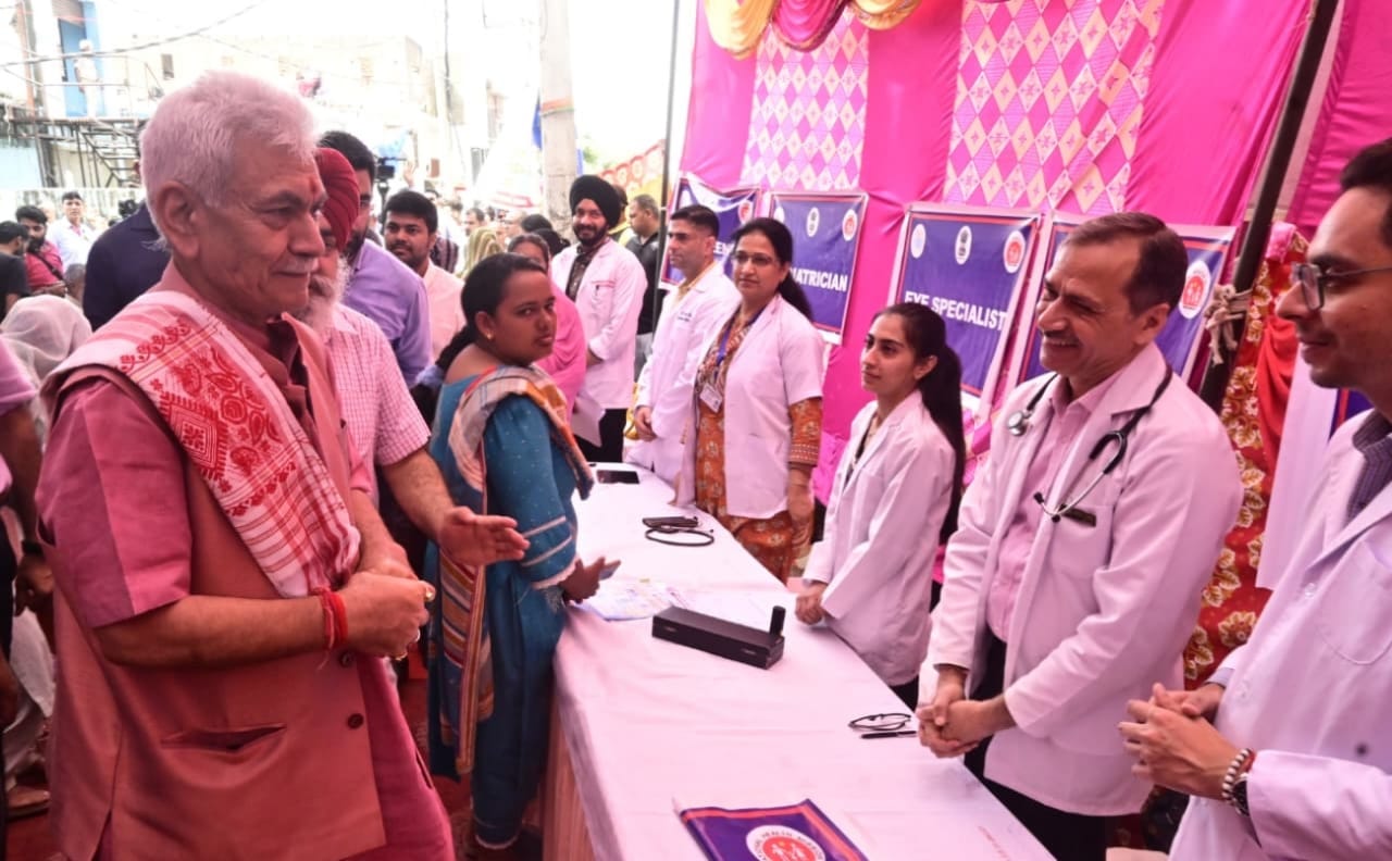 Lieutenant Governor visits Mega Health Camp for flood affected families in Jammu