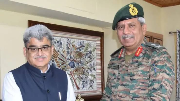 BRO DG Meets J&K Chief Secretary, Vows Fast-Track Restoration of Roads BRO DG Meets J&K Chief Secretary, Vows Fast-Track Restoration of Roads