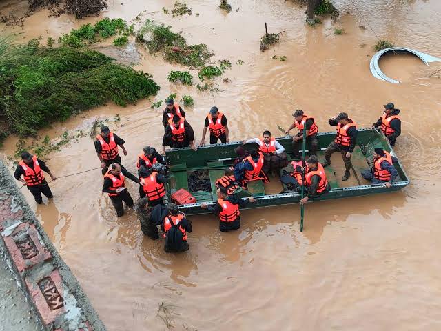 Over 5,000 Civilians Rescued in Flood-Hit Jammu, Punjab & Himachal: Indian Army Over 5,000 Civilians Rescued in Flood-Hit Jammu, Punjab & Himachal: Indian Army