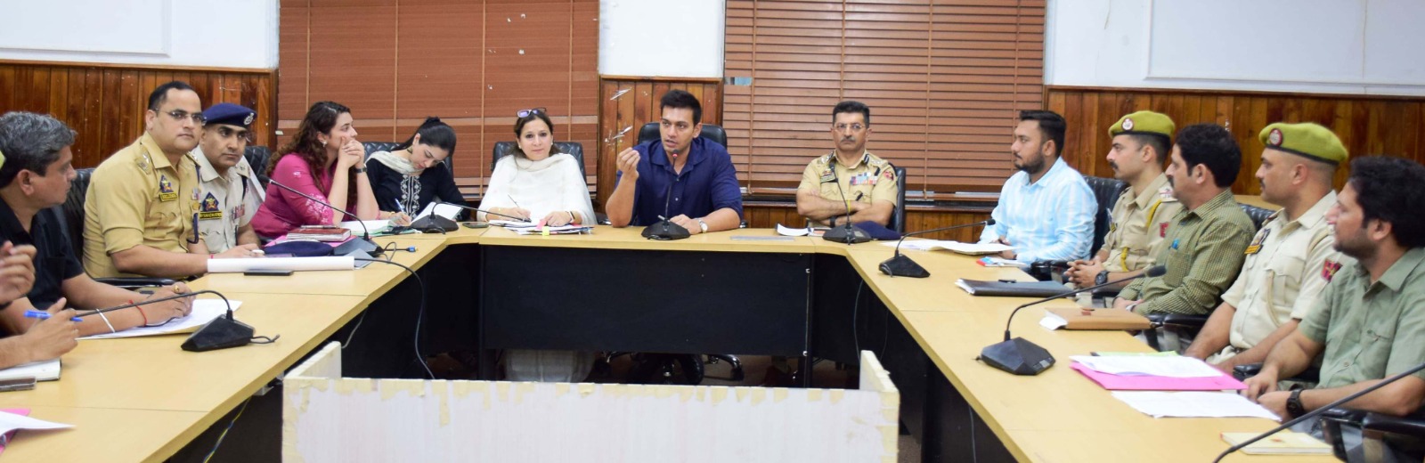 DM Jammu directs coordinated action against drug trafficking DM Jammu directs coordinated action against drug trafficking