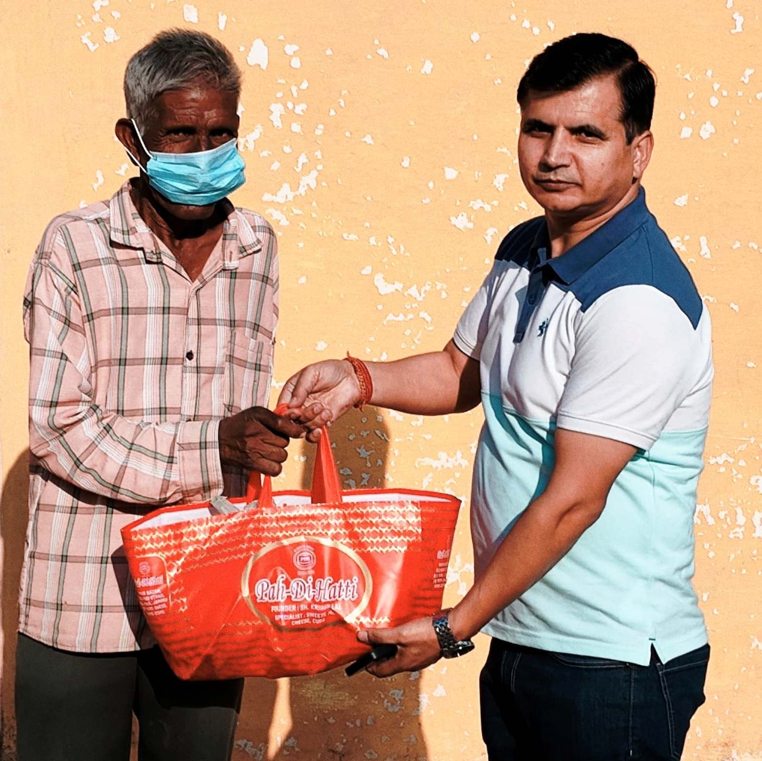 ADC Nowshera visits border area Sair Makri, provides nutritional support to adopted TB patient ADC Nowshera visits border area Sair Makri, provides nutritional support to adopted TB patient