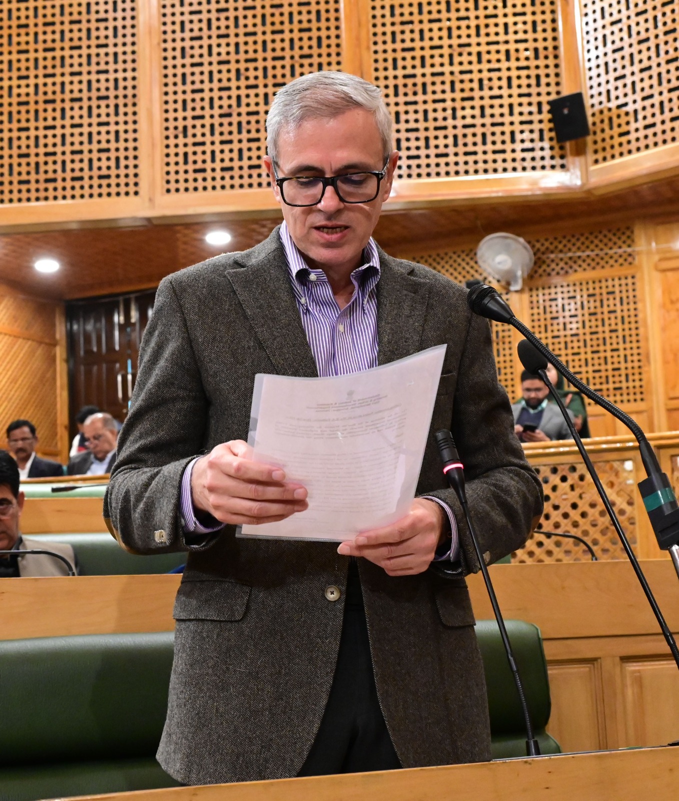 CM Omar Abdullah tables Jammu and Kashmir Rent Authority Bill in Assembly CM Omar Abdullah tables Jammu and Kashmir Rent Authority Bill in Assembly