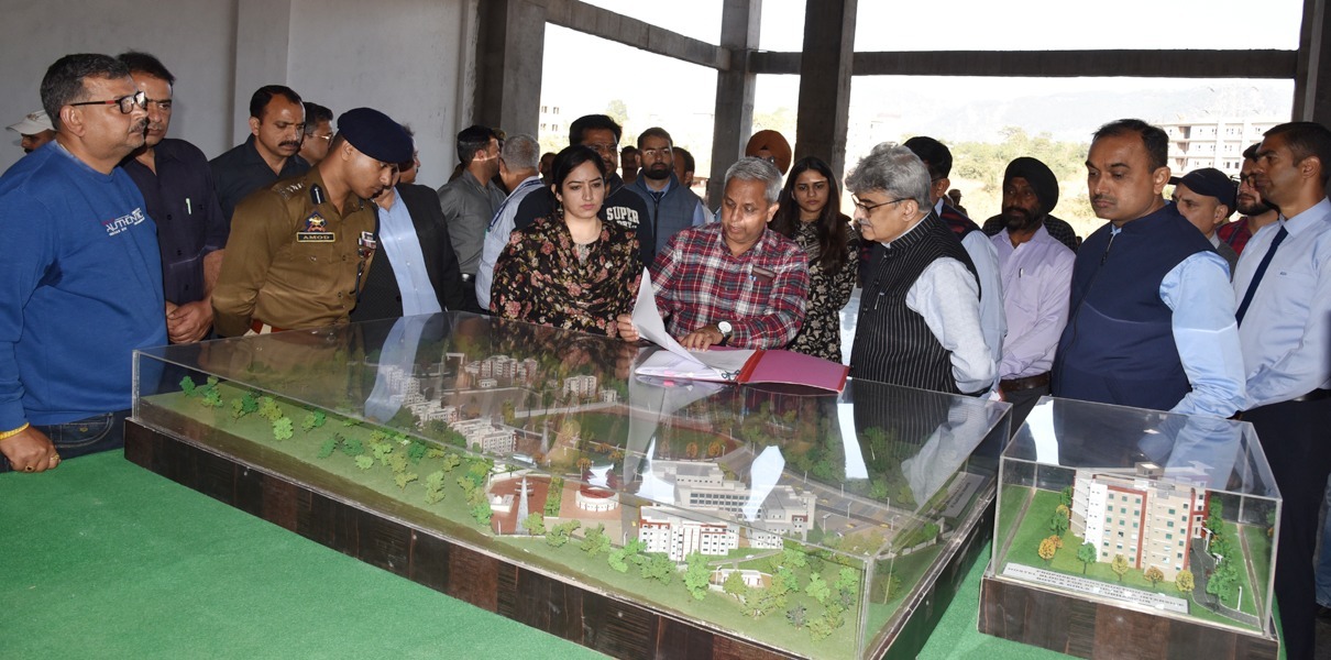 Chief Secretary reviews implementation of key developmental initiatives and flagship schemes in Udhampur Chief Secretary reviews implementation of key developmental initiatives and flagship schemes in Udhampur