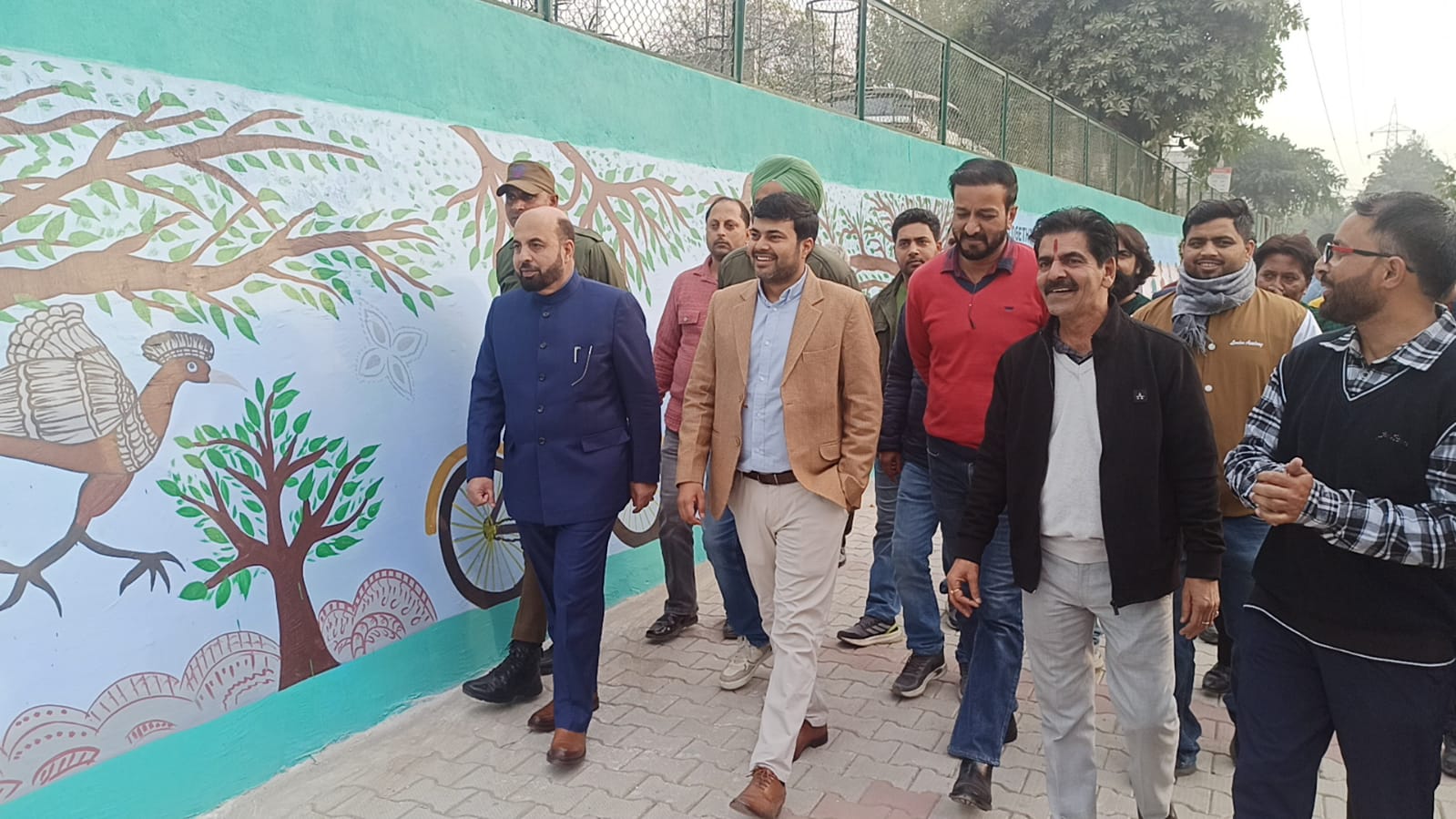 JMC Commissioner inspects green strip, canal walkway at Bagad Mandi, Channi Himmat