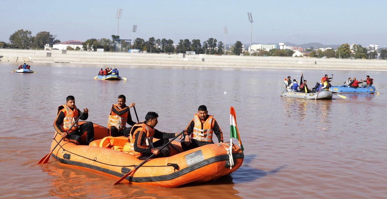 Tawi Boating festival concludes; regular riverfront activities likely soon Tawi Boating festival concludes; regular riverfront activities likely soon