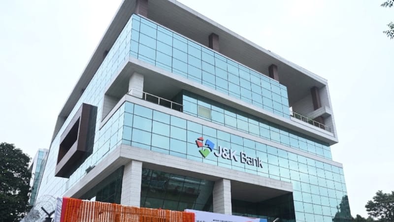 Lieutenant Governor inaugurates J&K Bank’s Regional Business Centre at Jammu