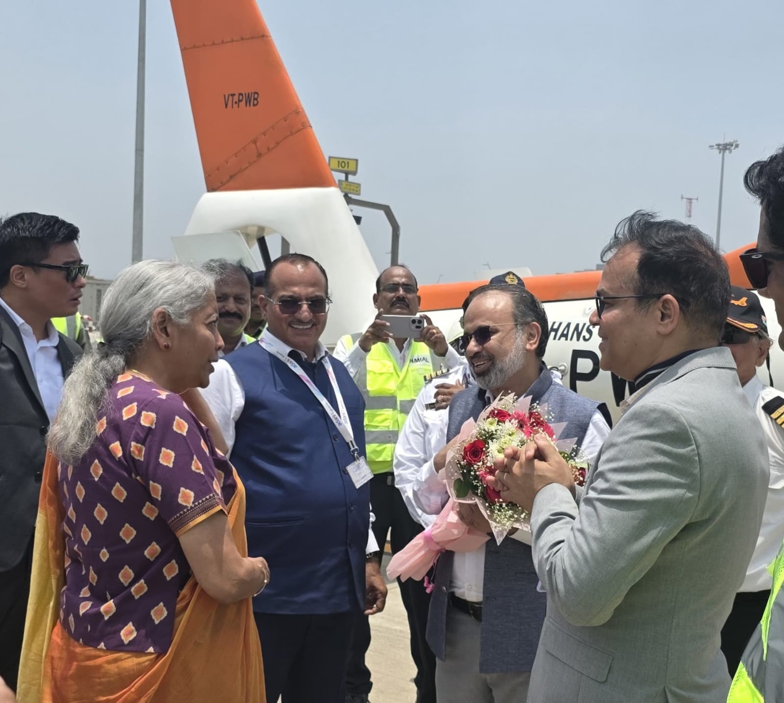 PHL had the honor of flying Smt. Nirmala Sitharaman, Hon’ble Union Minister of Finance & Corporate Affairs, Govt. of India, from New Mumbai Intl Airport.