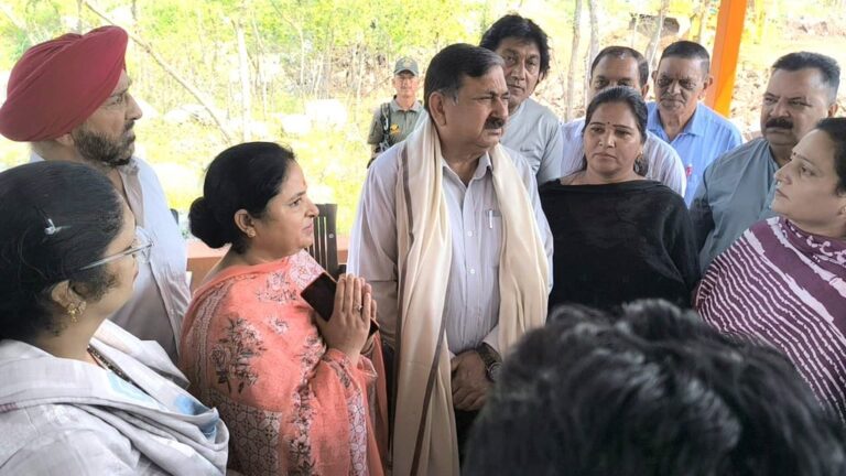 DC Poonch Ashok Kumar Sharma inaugurated the newly constructed washing ghat at Poonch River near the Cremation Ground, fulfilling a 15-year-old demand of local residents