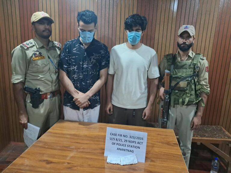 Anantnag Police arrested 4 drug peddlers in separate incidents. 4 grams heroin recovered at Sarnal, while 147 grams charas recovered at GB Khalil Naina, Sangam