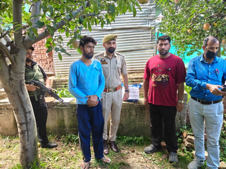 Shopian Police recovered 2.074 Kgs of cannabis-like substance from a residential house in Kashwa, Zainapora. One accused arrested