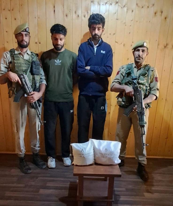 Continuing its war against drug menace, Anantnag Police arrested 7 drug peddlers in separate operations and recovered 3.173 Kg narcotic substances Four FIRs registered under NDPS Act. Investigation underway.