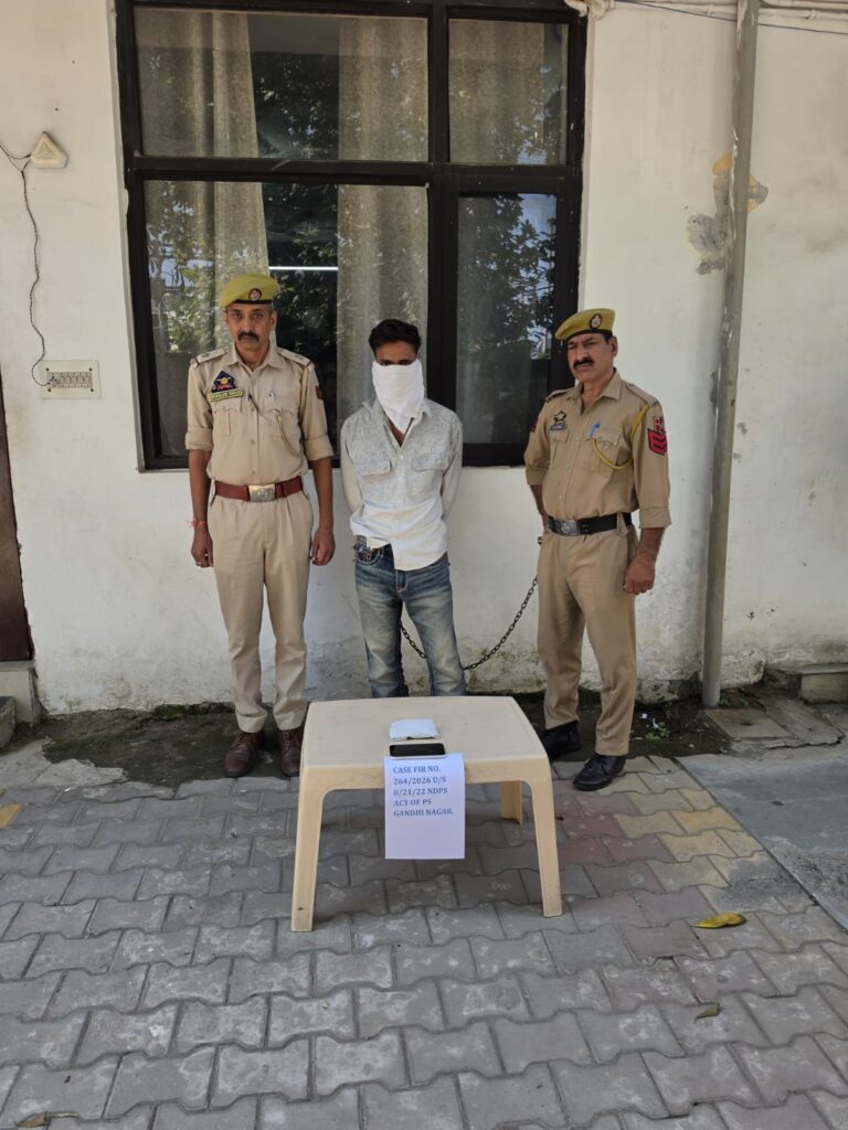 Jammu Police arrested Ashish Sharma at Industry Estate, Digiana, recovering 19.53 grams of heroin-like substance. FIR No. 264/2026 under NDPS Act registered