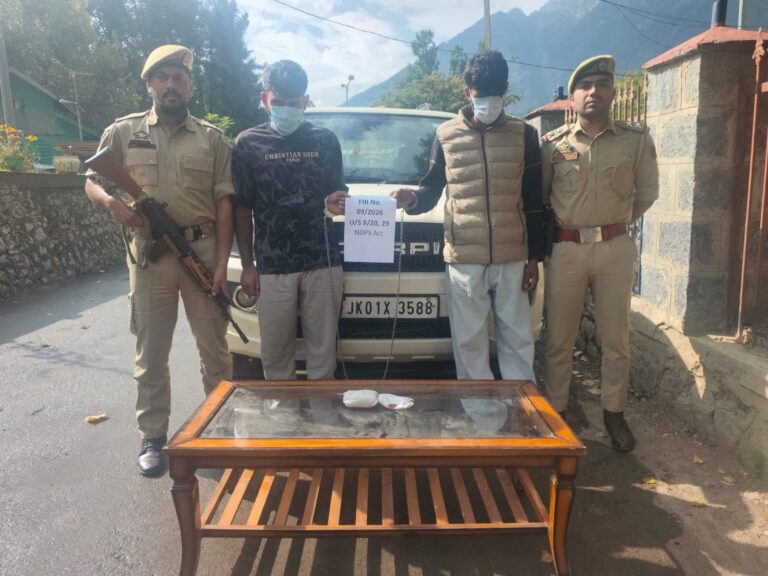 Massive crackdown on drugs: Anantnag Police arrested 7 peddlers in 5 separate NDPS cases across the district & recovered over 3.3 kg contraband including 2.5 kg charas powder, ganja & bhang bhoosa. Vehicle seized, FIRs registered, probe on