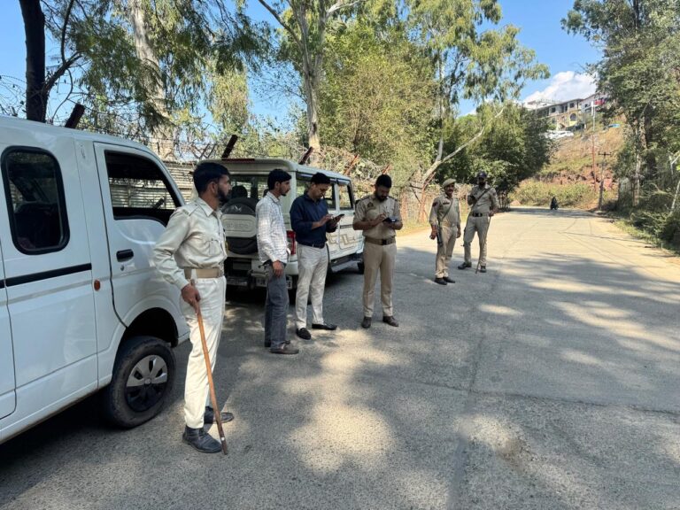 MVD intensifies enforcement drive in Rajouri district; ARTO suspends 8 DLs